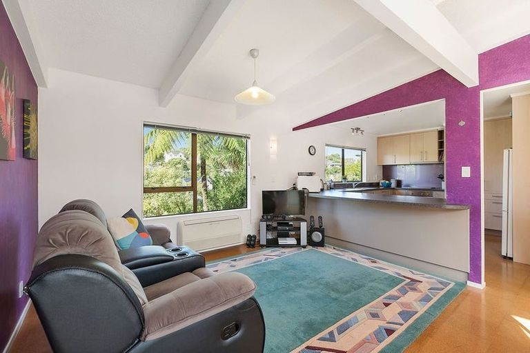 Photo of property in 33b Cockayne Road, Khandallah, Wellington, 6035