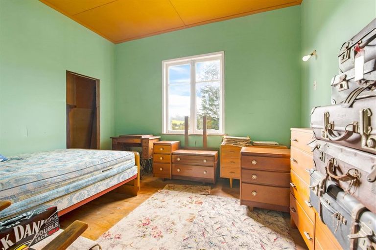 Photo of property in 340 Henderson Valley Road, Henderson Valley, Auckland, 0612