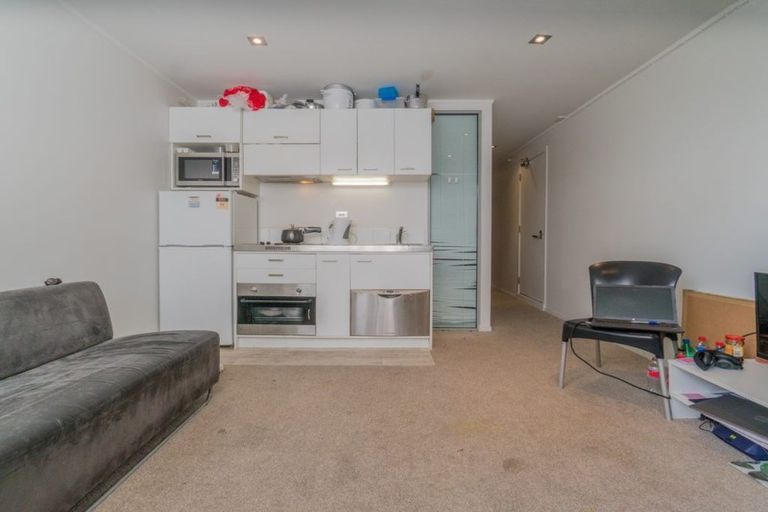 Photo of property in The Volt Apartments, 1315/430 Queen Street, Auckland Central, Auckland, 1010