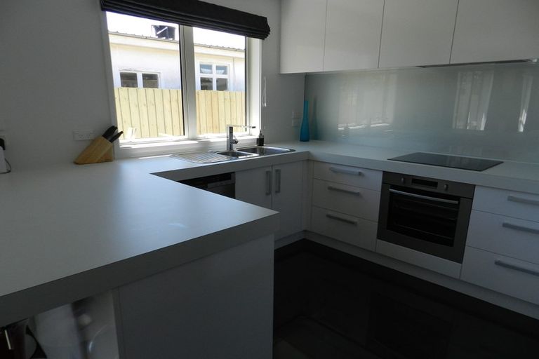 Photo of property in 92 Palmers Road, New Brighton, Christchurch, 8083