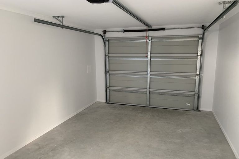 Photo of property in 22 Koru Loop, Paraparaumu, 5032