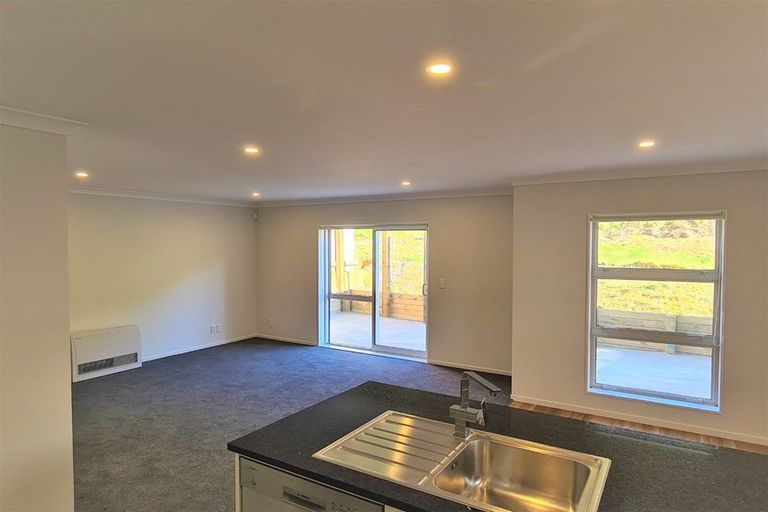 Photo of property in 15 Stockport Grove, Churton Park, Wellington, 6037