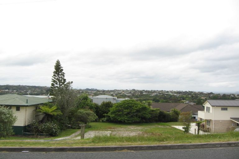 Photo of property in 77 Stanmore Bay Road, Stanmore Bay, Whangaparaoa, 0932