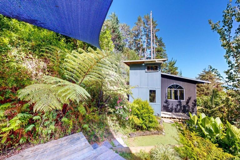 Photo of property in 122 Thames Coast Sh25 Road, Whakatete Bay, Thames, 3575