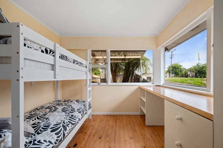 Photo of property in 155 Don Buck Road, Massey, Auckland, 0614