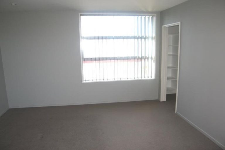 Photo of property in 545 Barbadoes Street, Edgeware, Christchurch, 8013