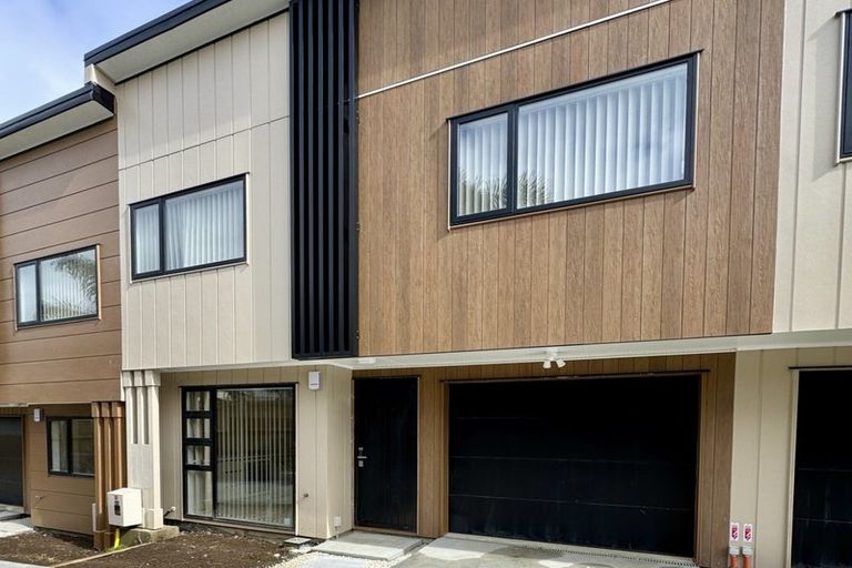 Photo of property in 86 Priestley Drive, Bucklands Beach, Auckland, 2014