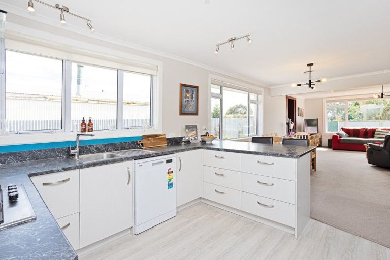 Photo of property in 6 Second Street, Kennington, Invercargill, 9871