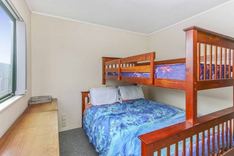 Photo of property in 256 Triangle Road, Massey, Auckland, 0614