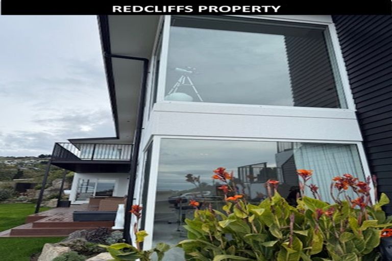 Photo of property in 114 Mccormacks Bay Road, Mount Pleasant, Christchurch, 8081