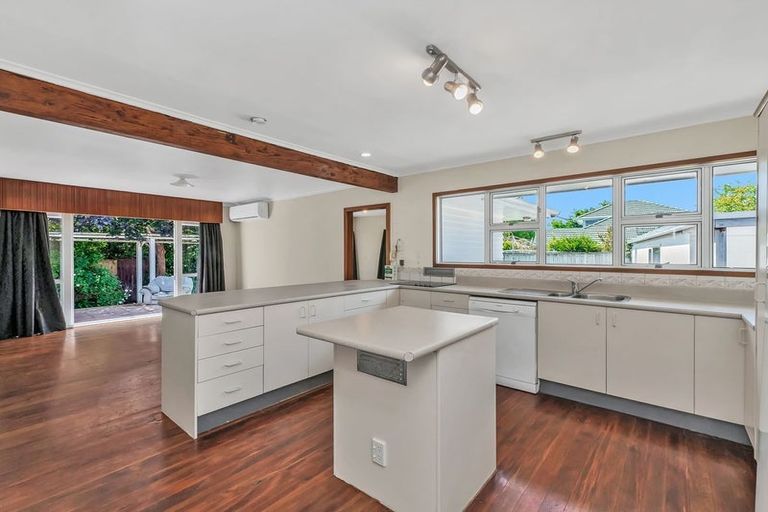 Photo of property in 21 Hanrahan Street, Upper Riccarton, Christchurch, 8041