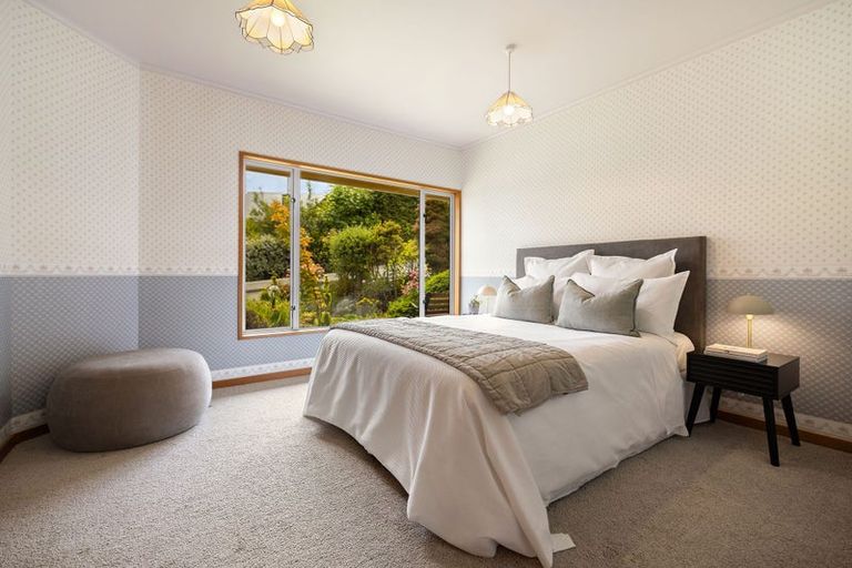 Photo of property in 45 Bay View Road, Kelvin Heights, Queenstown, 9300