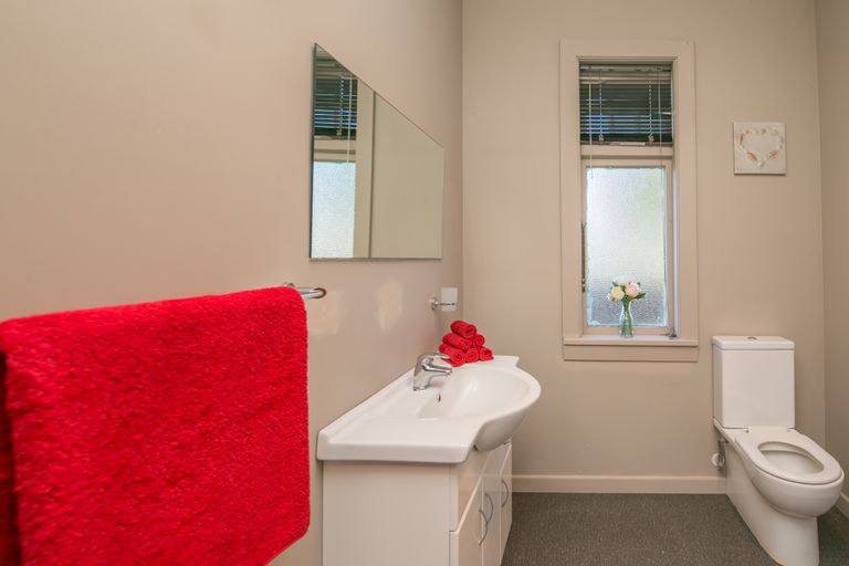 Photo of property in 14 Hobbs Street, Hororata, 7572