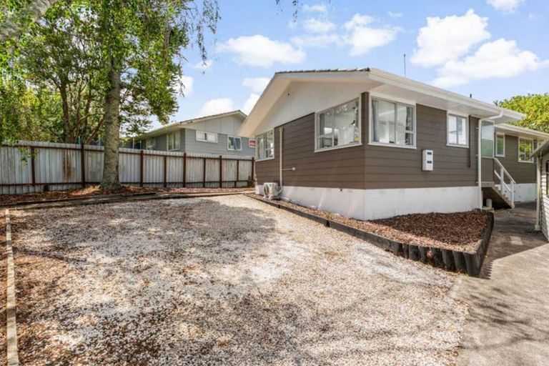 Photo of property in 16 Newham Place, Henderson, Auckland, 0612