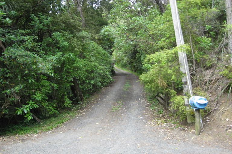 Photo of property in 233 School Road, Waimauku, 0881