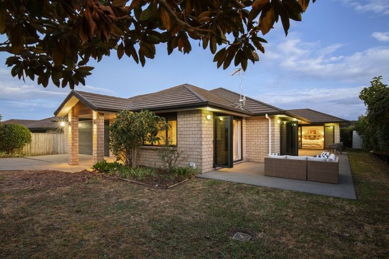 Photo of property in 47 Abby Close, Pukekohe, 2120