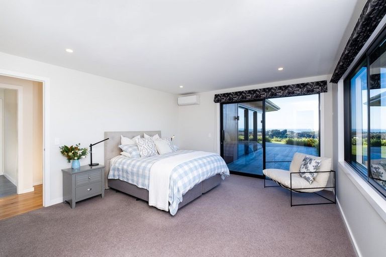 Photo of property in 199 Eskridge Drive, Eskdale, Napier, 4182