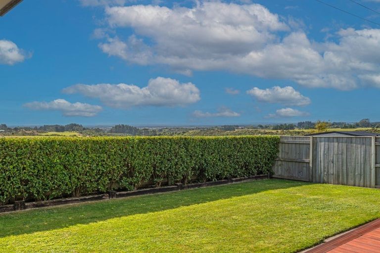Photo of property in 25 Silicon Way, Fitzherbert, Palmerston North, 4410