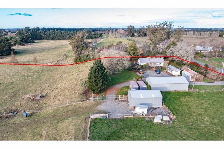 Photo of property in 2208 Old West Coast Road, Kirwee, Christchurch, 7671