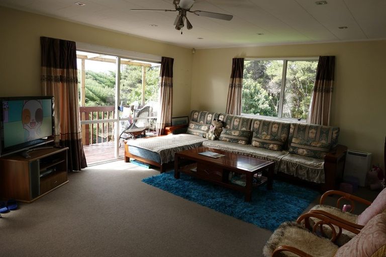 Photo of property in 51 Lynn Road, Bayview, Auckland, 0629