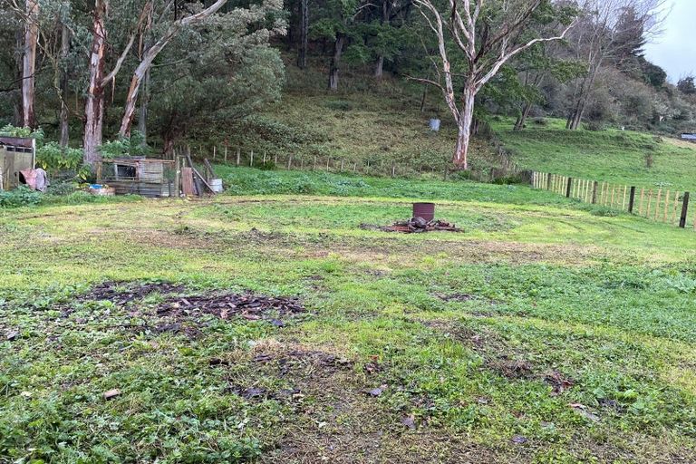 Photo of property in 28 Domain Road, Ormond, Gisborne, 4071