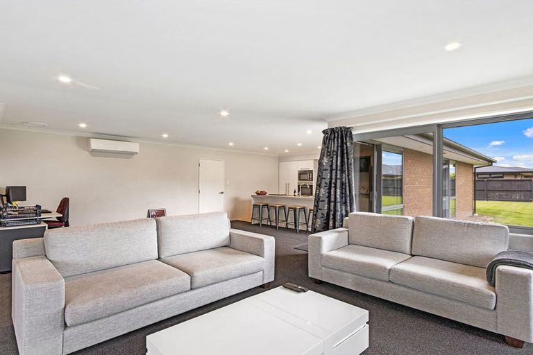 Photo of property in 52 Newman Road, Rolleston, 7614