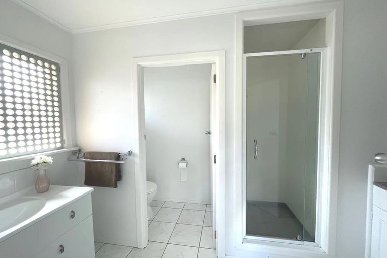 Photo of property in 5d Abraham Place, Saint Johns, Auckland, 1072