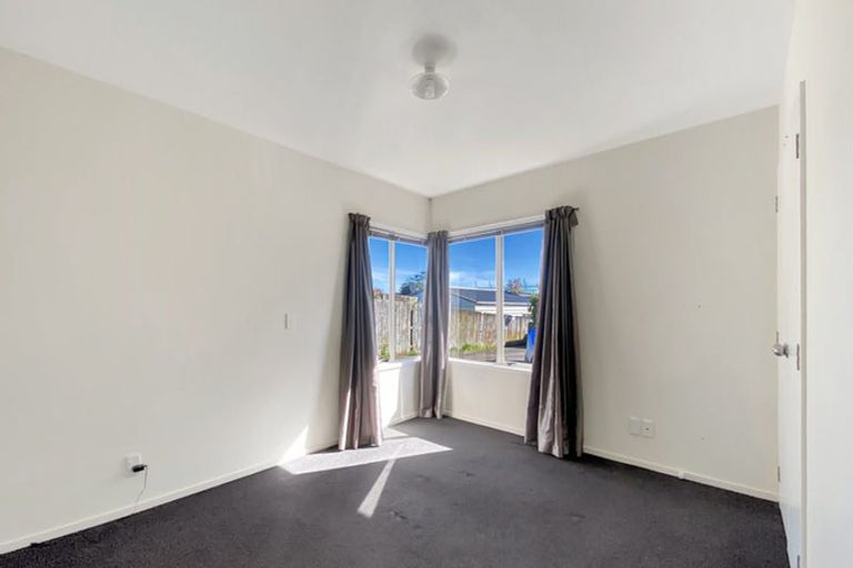 Photo of property in 24 Landette Road, Manurewa, Auckland, 2102