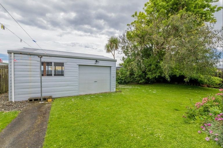 Photo of property in 175 Tiro Tiro Road, Levin, 5510