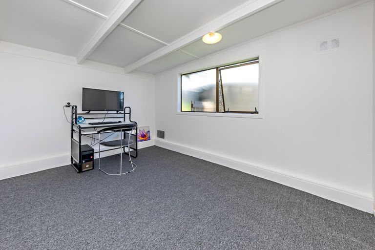 Photo of property in 218 Maunsell Road, Port Waikato, Tuakau, 2695