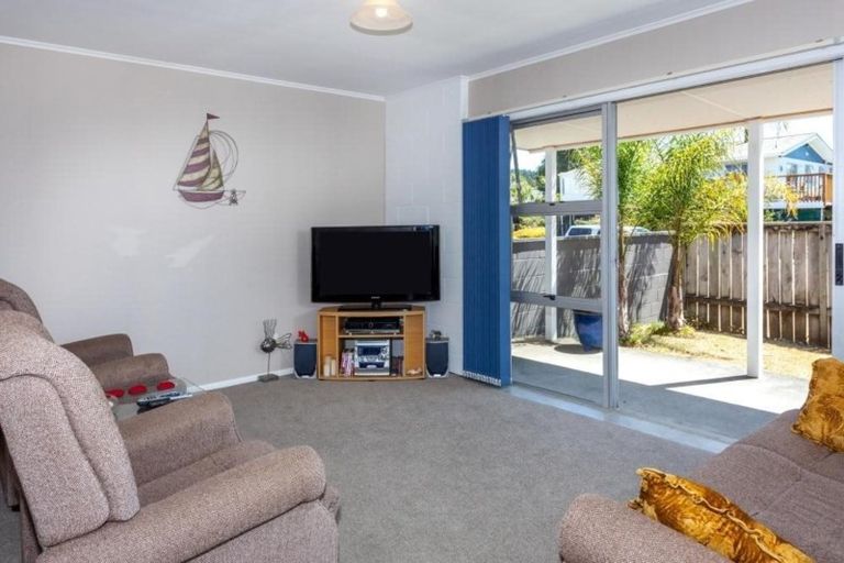 Photo of property in 107 Chartwell Avenue, Whangamata, 3620