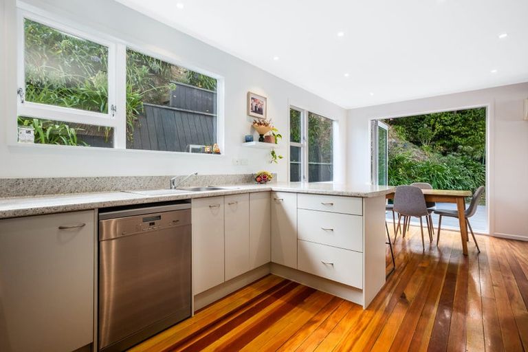 Photo of property in 5 Spey Place, Papakowhai, Porirua, 5024