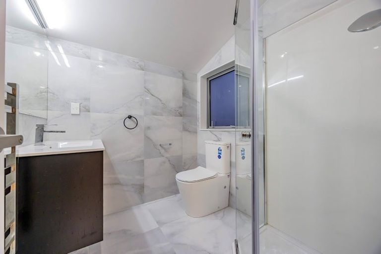 Photo of property in 49c Marriott Road, Pakuranga, Auckland, 2010