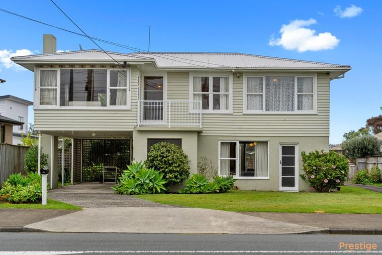 Photo of property in 1/108 Forrest Hill Road, Forrest Hill, Auckland, 0620