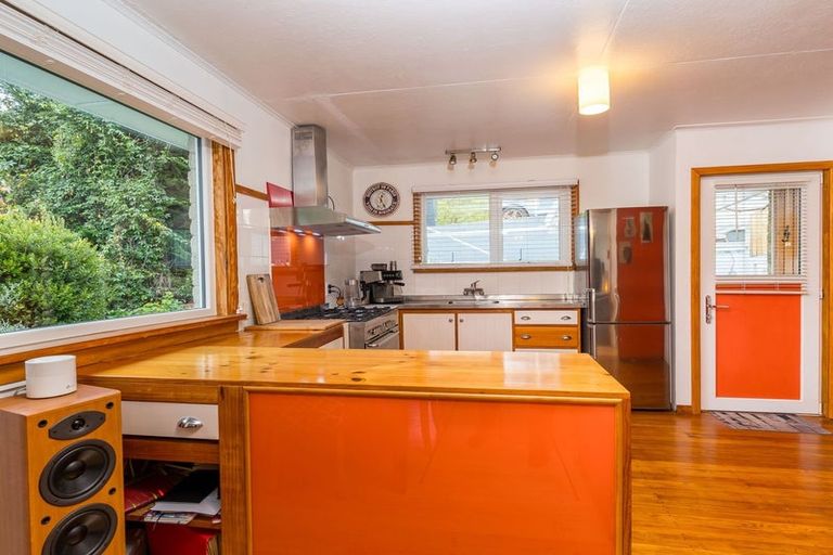 Photo of property in 6 Harbour Terrace, Careys Bay, Port Chalmers, 9023