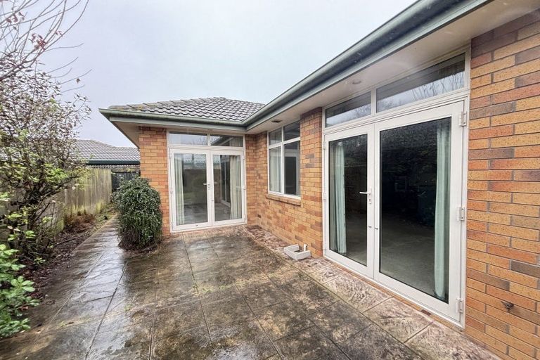 Photo of property in 6 Cherrytree Lane, Spreydon, Christchurch, 8024