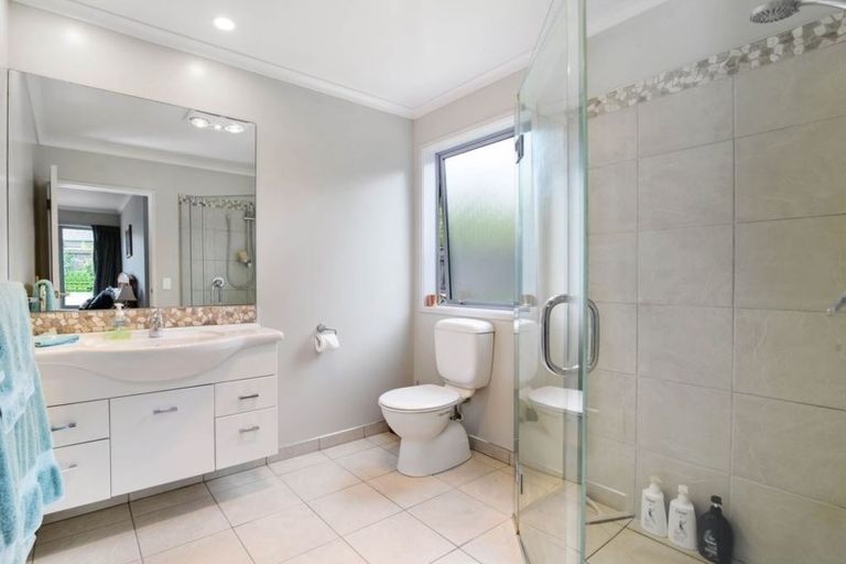 Photo of property in 22 Great West Road, Matipo Heights, Rotorua, 3015