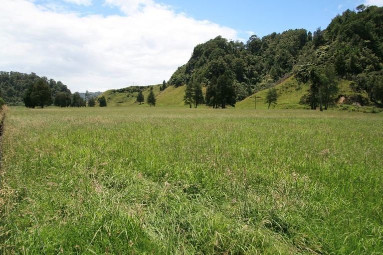 Photo of property in 3180 Mokau Road, Ahititi, Urenui, 4378