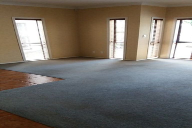 Photo of property in 62 Huntington Drive, Huntington Park, Auckland, 2013