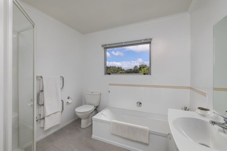 Photo of property in 3 Lori Lane, Coopers Beach, 0420