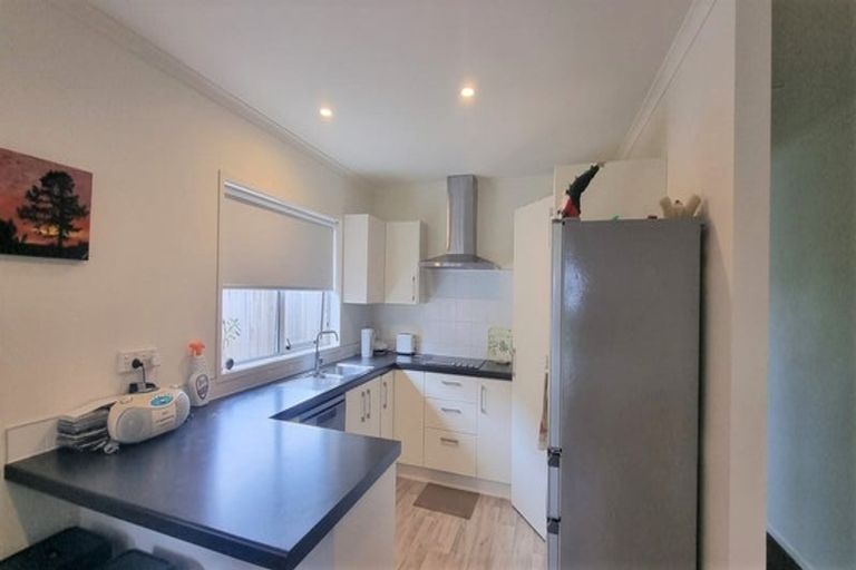 Photo of property in 32 Cupples Street, Papamoa Beach, Papamoa, 3118