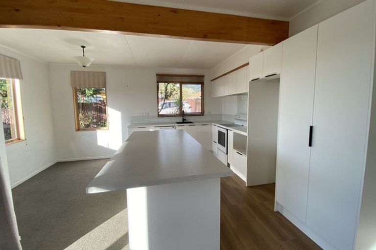 Photo of property in 8 Orpington Place, Stoke, Nelson, 7011