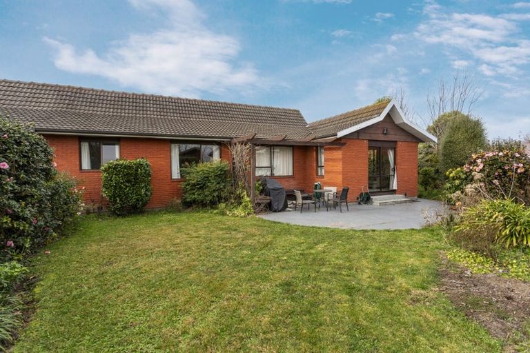 Photo of property in 1/16b Montclare Avenue, Ilam, Christchurch, 8041