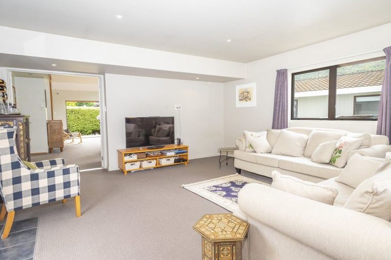 Photo of property in 27 Hood Crescent, Arrowtown, 9302