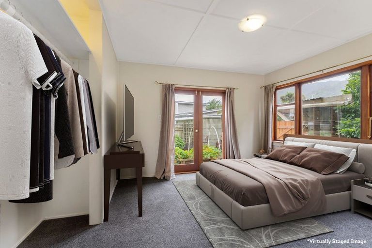 Photo of property in 18 Main Road, Waikanae, 5036