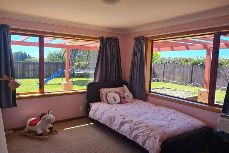 Photo of property in 8 Somerset Lane, Rosedale, Invercargill, 9810