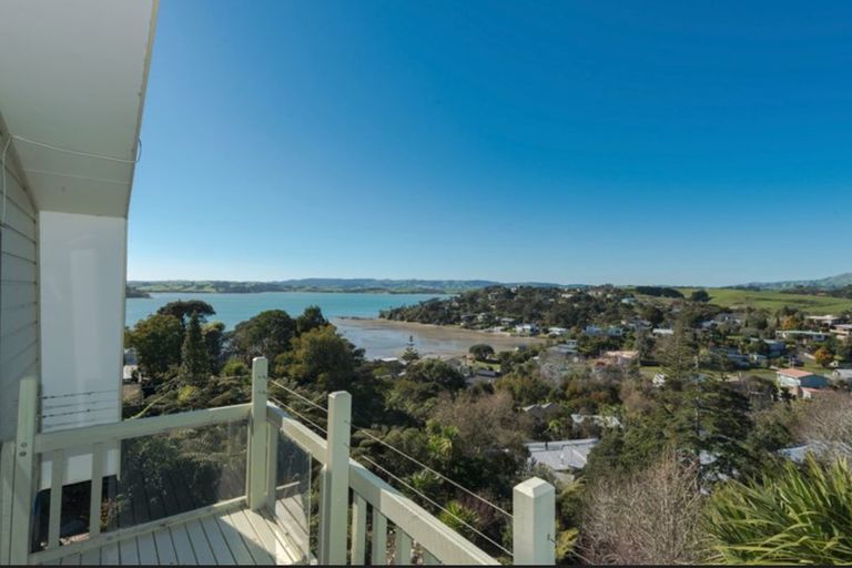 Photo of property in 19 Bay View Road, Raglan, 3225