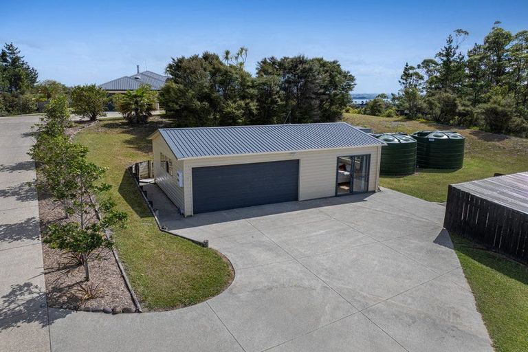 Photo of property in 155 West Road, Kaukapakapa, 0873