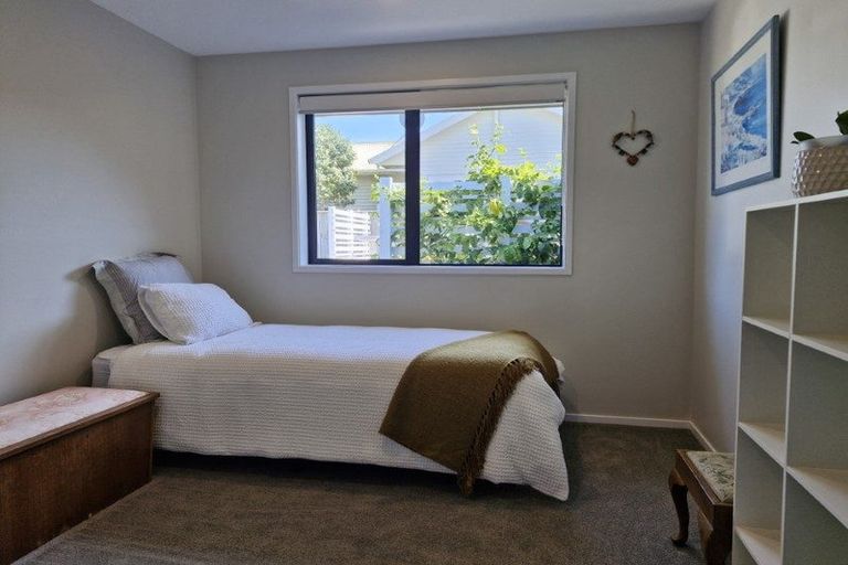 Photo of property in 14a Bell Street, Welbourn, New Plymouth, 4310