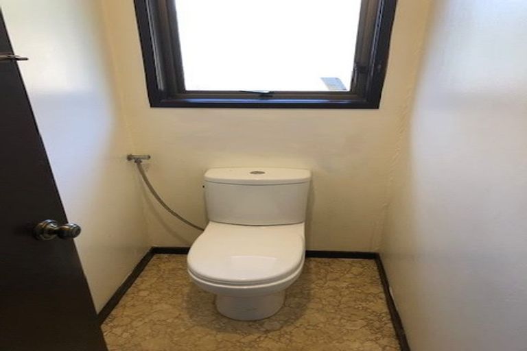 Photo of property in 23 Wisteria Way, Mairangi Bay, Auckland, 0630